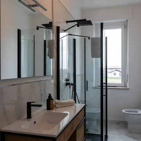 Elegant Biella, Near Hospital ! Apartamento