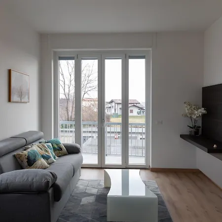 Apartamento Elegant Biella, Near Hospital ! *